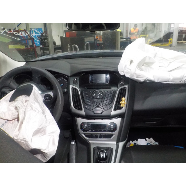 Abs pomp Ford Focus 3 (2012 - 2018) Hatchback 1.0 Ti-VCT EcoBoost 12V 125 (M1DA(Euro 5))
