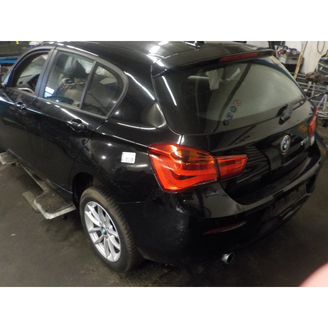 Versnellingsbak schakel BMW 1 serie (F20) (2015 - 2019) Hatchback 5-drs 116d 1.5 12V TwinPower (B37-D15A)