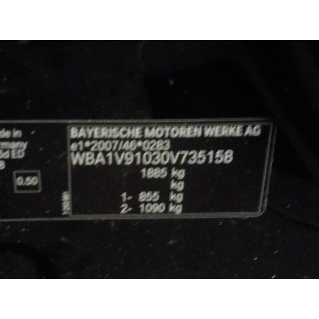 Draagarm rechts achter boven BMW 1 serie (F20) (2015 - 2019) Hatchback 5-drs 116d 1.5 12V TwinPower (B37-D15A)