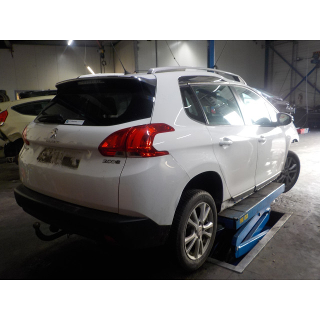 Zekeringkast Peugeot 2008 (CU) (2013 - 2018) MPV 1.2 Vti 12V PureTech 82 (EB2F(HMZ))