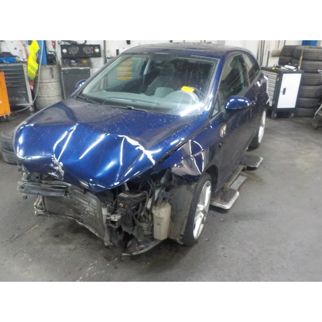 Remklauw rechts achter Seat Ibiza IV SC (6J1) (2008 - 2015) Hatchback 3-drs 1.4 16V (BXW)