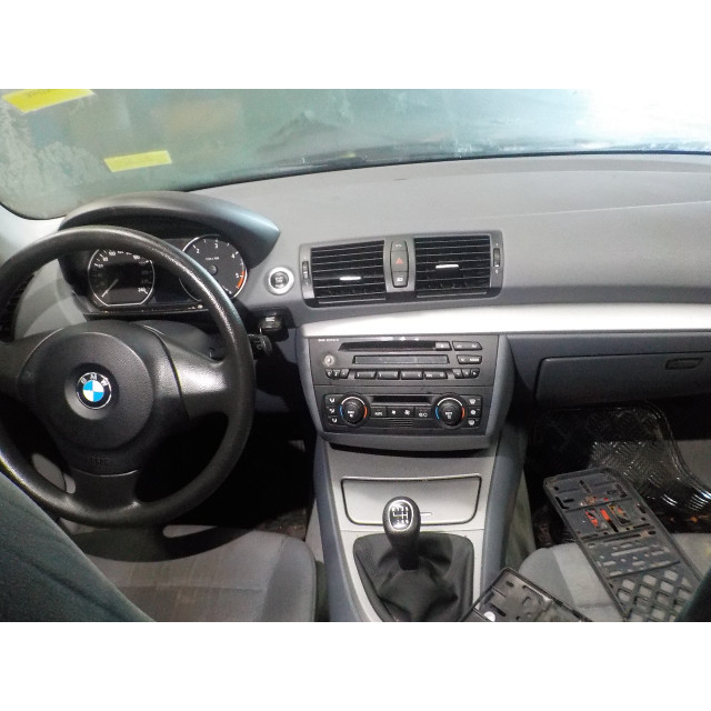 Veiligheidsgordel links voor BMW 1 serie (E87/87N) (2004 - 2007) Hatchback 5-drs 118d 16V (M47-D20(204D4))