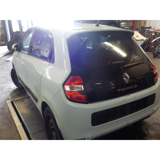 Radio Renault Twingo III (AH) (2014 - heden) Hatchback 1.0 SCe 70 12V (H4D-A4)