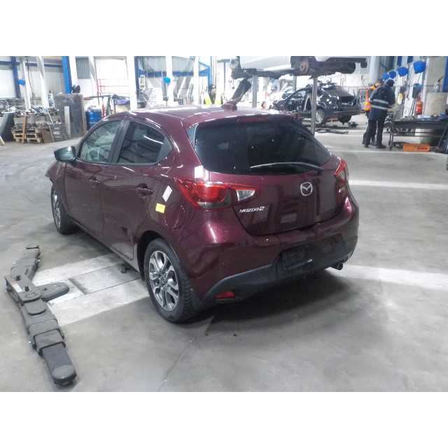 Bumper achter Mazda 2 (DJ/DL) (2014 - 2017) Hatchback 1.5 SkyActiv-G 90 (P5Y8)
