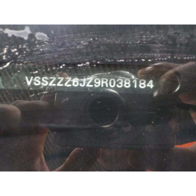 Portier rechts voor Seat Ibiza IV SC (6J1) (2008 - 2015) Hatchback 3-drs 1.4 16V (BXW)
