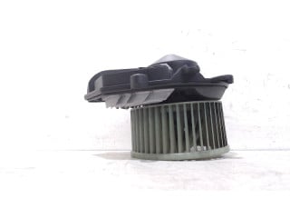 Kachel ventilator motor Volkswagen Passat Variant (3B6) (2000 - 2005) Combi 2.0 (AZM)