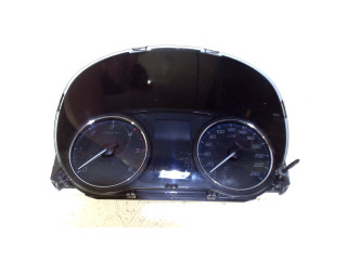Cockpit Mitsubishi Outlander (GF/GG) (2012 - heden) SUV 2.2 DI-D 16V Clear Tec 4x4 (4N14)