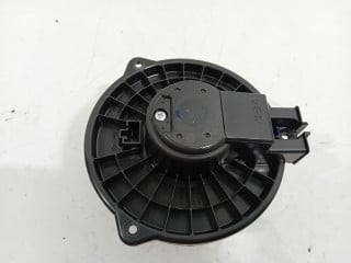 Kachel ventilator motor Daihatsu Sirion 2 (M3) (2005 - 2013) Hatchback 1.0 12V DVVT (1KR-FE)