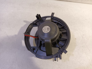 Kachel ventilator motor Skoda Superb (3V3) (2015 - heden) Hatchback 2.0 TDI (DFCA)