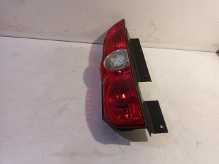 Achterlicht links buiten Opel Combo (2012 - 2018) Van 1.3 CDTI 16V ecoFlex (A13FD)
