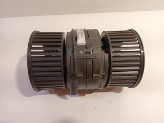 Kachel ventilator motor Renault Megane III Grandtour (KZ) (2009 - 2016) Combi 5-drs 1.5 dCi 110 (K9K-636(K9K-A6))