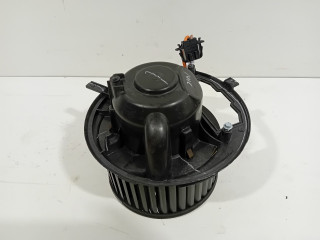 Kachel ventilator motor Volkswagen Golf VI Variant (AJ5/1KA) (2009 - 2013) Combi 1.6 TDI 16V 105 (CAYC(Euro 5))