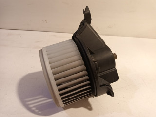 Kachel ventilator motor Fiat Punto III (199) (2013 - heden) Hatchback 0.9 TwinAir Turbo 100 (199.B.7000(Euro 6))