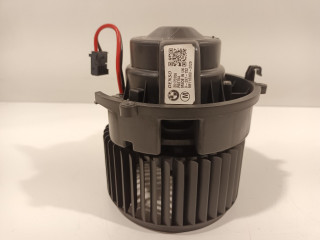 Kachel ventilator motor Mini Mini (F55) (2013 - heden) Hatchback 5-drs 1.5 12V Cooper (B38A15A)