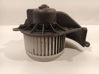 Kachel ventilator motor Opel Movano (2010 - 2016) Van 2.3 CDTi 16V FWD (M9T-870)