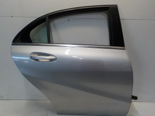 Portier rechts achter Mercedes-Benz A (W176) (2012 - 2018) Hatchback 1.6 A-180 16V (M270.910)