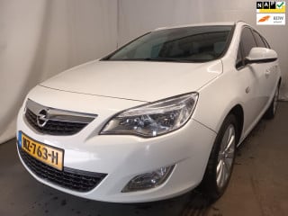Opel Astra Sports Tourer 1.4 Turbo Sport - Cruise Controle