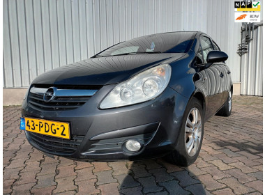 Opel Corsa 1.3 CDTi EcoFlex S/S Cosmo - Slaat Niet Aan