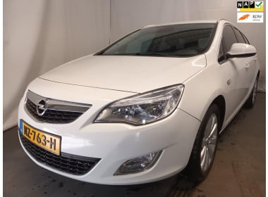 Opel Astra Sports Tourer 1.4 Turbo Sport - Cruise Controle