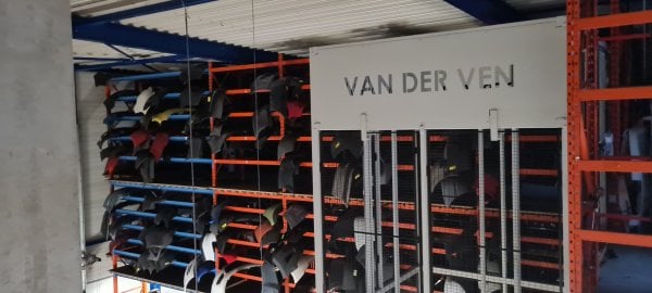 Duurzame auto onderdelen bij Van der Ven